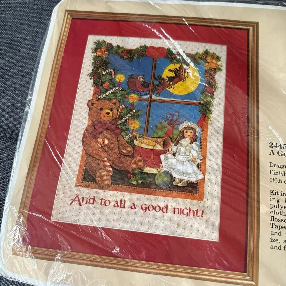 To All A Good Night Vintage Stamped Cross Stitch Kit The Creative Circle - 1988